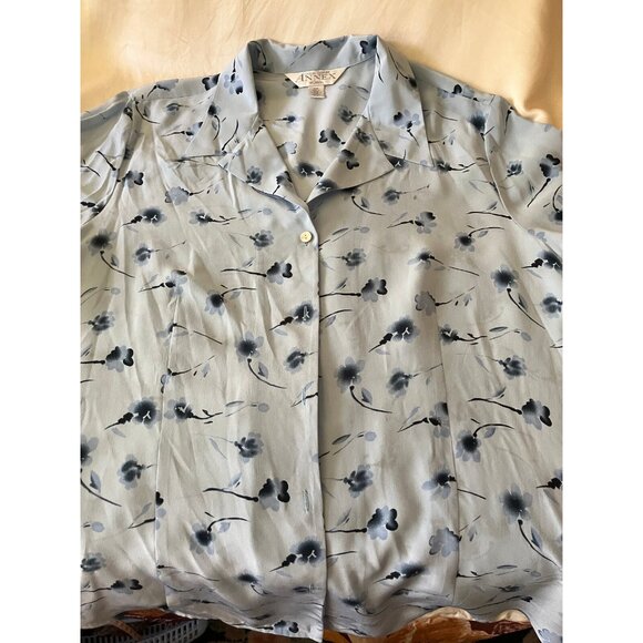 Casual Corner ANNEX Woman Blue Silk  Short Sleeves Collar Buttons Blouse Top 22W - Picture 3 of 13